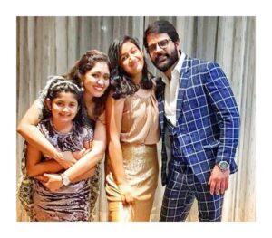 Shaam Instagram - MY MOST PRECIOUS N BEAUTIFULL WORLD 💫🌠HAPPY NEW YEAR TO ALL 🥂🥂🥂

#happynewyear #2022
#actorshaam #shaam #new #look #ootd #family #love
#tamil #cinema
