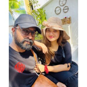 Shafna Instagram - Our heart soul and mind speak the same language!!!! TRAVEL!!! 🤩👽

#travel #youandme #traveltogether #wedowhatwelove #goa #goanstories #secondhome #happydaysatgoa #livingitoutthere #♥️ #👽