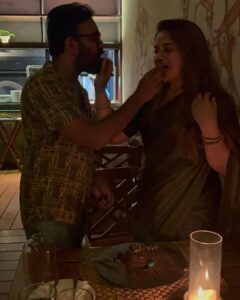 Shafna Instagram - Thankyou each and everyone for your wishes photos videos edits mentions gifts surprises and what not!!!! Please excuse us if we have missed any of it…. We are grateful and thankful to everyone of you!!! Thanks from both of us…. ♥️👽