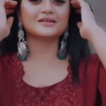 Shafna Instagram - Add music to your life and enjoy it!!!! Costume @jazaashdesignstudio Jewellery @pureallure.in MUAH @abilashchickumakeupartist Video @_story_telle__r #reelitfeelit #reelsinstagram #reels #reelsvideo #dressedup #asianetawards #asianetawards2022 #shafnanizam #shafna #jazaash #pureallure #abilashchicku