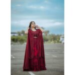 Shafna Instagram - Wearing @jazaashdesignstudio ‘s Designer Indian lehanga with modern shrug ♥️ Makeup and hair by the amazing @abilashchickumakeupartist 😍 Jewellery by my favourite @pureallure.in 😘 Clicked by @_story_telle__r 🤩