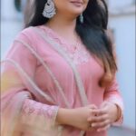 Shafna Instagram - 💞💖 Video credits and edit @jaison_jac_photographer 😎 Makeup @makeoverbyhayahakeem_ 🤩 Costume @jazaashdesignstudio 😍 Jewellery @trinetra_collections 😍 #reels #reelitfeelit #selflove #venmukhile #jazaash #trinetracollections #shafnanizam #reelsinstagram #reelsvideo