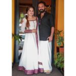 Shafna Instagram - Happy Onam from Us to Our extended family….. 🌸♥️ My Onam costume @evanshi_designs by @reeja_thaha & @_anufathima__ ♥️ #onam #onamcelebration #couplegoals #familytime #sajin #shafna #thrissur #onamfestival
