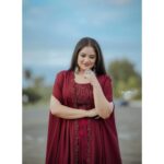 Shafna Instagram - Kind of new look by this super talented @abilashchickumakeupartist 😍 Thanks darling for making me look good😊 Jewellery by @pureallure.in 🥰 Costume @jazaashdesignstudio 😘 Pics by @_story_telle__r 🤩