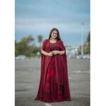 Shafna Instagram - Wearing @jazaashdesignstudio ‘s Designer Indian lehanga with modern shrug ♥️ Makeup and hair by the amazing @abilashchickumakeupartist 😍 Jewellery by my favourite @pureallure.in 😘 Clicked by @_story_telle__r 🤩