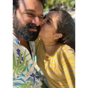 Shafna Instagram - Happy Birthday To You my Life Changer!!! You are the reason am enjoying and exploring my life this way…. You are the reason I started loving life…. Thankyou for being the best man I could get!!! I want our life to be this way till the end… With the same love and affection and connection and care and concern and all that we have for each other…. As I always say, you are the best thing happened to me… I Love You • Happy Birthday ikkaaaa….😘😘😘😘😘 Stay happy strong healthy and peaceful!!! @sajinsajin_ ♥️😘