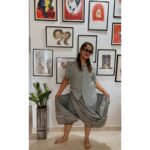 Shafna Instagram - All set for the “baggy jeans” reel🤪 Pics by @mrudula.murali 😘 #allsetforthereel #calmnessbeforethemadness #picoftheday #shafnanizam