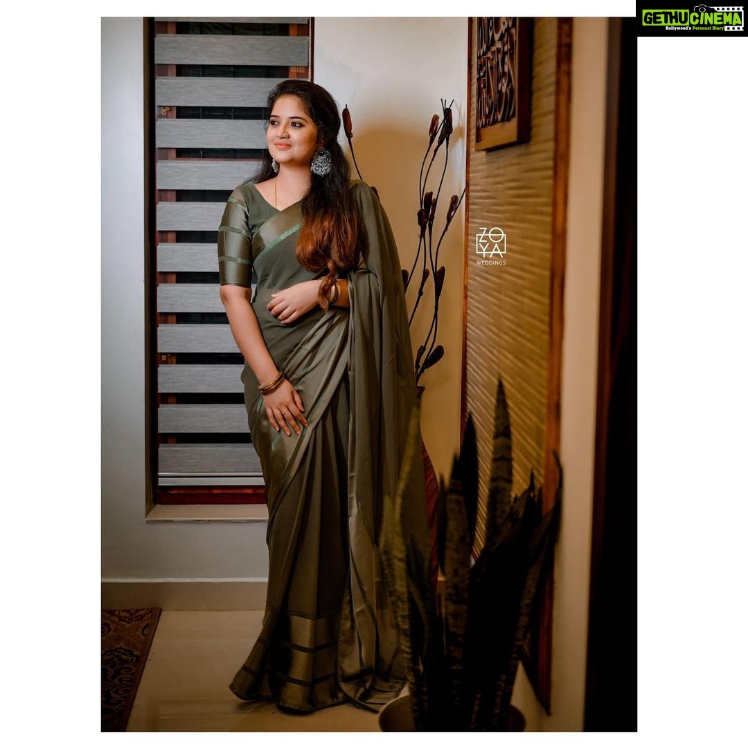 Shafna Instagram - Just flaunting my Sea green skyla georgette saree from @_taaishbythasnimsalam_ 💚 Earrings from @trinetra_collections 💚 Clicked by @zoyawedding @jinsinkhan 💚 #ootd #picoftheday #memyself #taaish #trinetra #zoyaweddings