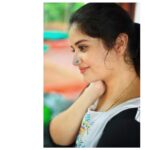 Shafna Instagram - ✨♥️ Silver screw type nosepins from @vismaya_silvernosepins ♥️ Clicked by @aashiq.aashii @the.spark.stories ♥️