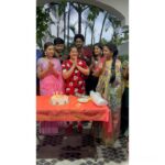 Shafna Instagram - My extended family… My favourites of Hyderabad… these ppl are so much of love♥️😘 thankyou so much darlings for making my birthday so memorable and happiest… I love you all!!! ♥️ @sowmya.sharada @actor_nandu @actorvinod_maganti @mamtha_narayan1 @soumya_kandala @actor_dwarakesh @ankitha_muler @daringirl_lucky @ramanasimhapuri 🙏🏻🙏🏻🙏🏻