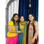 Shafna Instagram - Blessed!!! A surprise Birthday celebration with my family…. Was really unexpected because it was kind of early, before I leave them for my shoot….Blessed to be around them… I love you all… thankyou for making my birthday special…♥️ @nizamudeenabubacker @nizamshahida @shabna_sunaj @shainasnizam @sunajsini ♥️♥️♥️