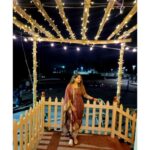 Shafna Instagram - Ending 2022 with a smile and ready to welcome 2023 with a smile!!!! Let’s hope this year will be better than the last!!! 🙂 #2022 #dec2022 #lights #colours #celebrations #party #fun #happiness #2023 #pleasebegood #hopingforthebest