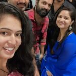 Shafna Instagram - When people with same mental disorder meets and becomes the most craziest friends 🤪 Me & @sajinsajin_ with My inter state Family ♥️ @sowmya.sharada @bhoomireddyvenkat_official @keerthana_venkat_2304 @actor_nandu @soumya_kandala Missed you appa @actor_dwarakesh ♥️ #friends #friendshipgoals #friendsfromotherstates #extendedfamily #♥