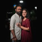 Shafna Instagram - Kaathirukkirein…. @sajinsajin_ ♥️👽 #untilnexttime #willbewaiting #eagerly_waiting #tomeetyou #nightphotography #nightpics #nightppl #us #sajin #shafna #sajinsajin_ #shafnanizam