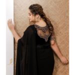 Shafna Instagram - Black enhances everything around it!!! 🖤 Waring a black georgette saree with floral handworked velvet blouse styled with a belt… Beautifully created by @jazaashdesignstudio Makeup & Hair by @maquilleurbysumi Earrings from @pureallure.in Clicked and edited by @jaison_jac_photographer Location @maquilleurbysumi ‘s makeup studio😍 #jazaash #jazaashdesignerstudio #maquilleurbysumi #jaisonphotography #kalyanjewellers #eventeve #favoriteteam #bestteam #blacklove #blacksaree #floralblouse #instapost #shafna #shafnasajin