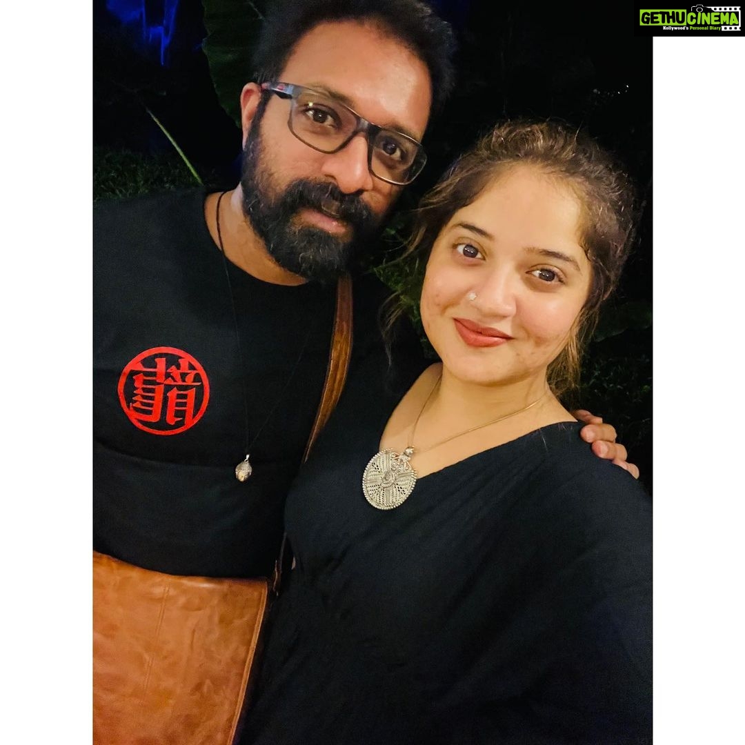 Shafna Instagram - Black Love 👽🖤 @sajinsajin_