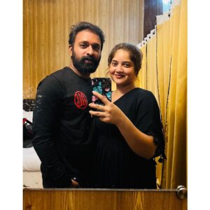 Shafna Instagram - Black Love 👽🖤 @sajinsajin_