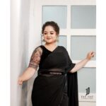 Shafna Instagram - Black enhances everything around it!!! 🖤 Waring a black georgette saree with floral handworked velvet blouse styled with a belt… Beautifully created by @jazaashdesignstudio Makeup & Hair by @maquilleurbysumi Earrings from @pureallure.in Clicked and edited by @jaison_jac_photographer Location @maquilleurbysumi ‘s makeup studio😍 #jazaash #jazaashdesignerstudio #maquilleurbysumi #jaisonphotography #kalyanjewellers #eventeve #favoriteteam #bestteam #blacklove #blacksaree #floralblouse #instapost #shafna #shafnasajin