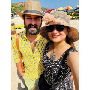 Shafna Instagram - When at Goa!!! @sajinsajin_ 👽♥️

#goadiaries🌴 #goanvibes #ourtime #dayswellspent #togetherforever #travelpartner #secondhome #goa #👽 #♥️