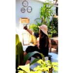 Shafna Instagram - The best version of you is in your hands!!!🤩 And they’re called Selfies!!🤪 Candids by @sajinsajin_ 👽 #travelphotography #timeofjoyandhappiness #lovetotravel #itcompletesme #goantime #goadays #loveandhappiness #moveyouforward #stayhappy #happyvibes