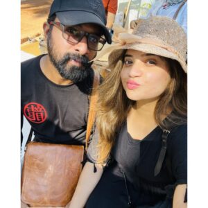 Shafna Instagram - Our heart soul and mind speak the same language!!!! TRAVEL!!! 🤩👽

#travel #youandme #traveltogether #wedowhatwelove #goa #goanstories #secondhome #happydaysatgoa #livingitoutthere #♥️ #👽