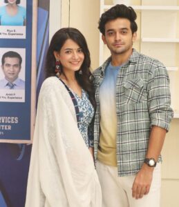 Shagun Sharma Instagram - Arjuns has the prettiest best friend 😝😝😝 
Kashvi and Arjun
@pravisht_m 🫣🫣😝😝

Keep watching Yeh Hai chahtein on @starplus at 10:30pm 
And anytime on @disneyplushotstar 💜💐