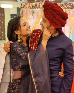 Shagun Sharma Instagram - Mere Bhai ki shaddi hai ❤️
#ishqparzornahi #ParamSingh 
#sonu #Shagunsharma 
@sonytvofficial 
#explorepage #explore #viralme #viralpost #viral #trending 💓