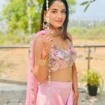 Shagun Sharma Instagram - #Tb to one of my favourite looks so far ❤️ #IshkParZorNahin #sonu #Shagunsharma Pc : @lakshya2204 🤭 #explore #discover #viralme #viral #trending #explorepage