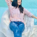 Shagun Sharma Instagram - Chilling by the Pool because It was PACKUP time 🤭🤭 #IshkParZorNahin #Sonu #Shagunsharma #friday #happiness #grateful #viralpost #viralpost #viralinstagram #viral #explorepage #exploremore #exploreinstagram #explore #discoverpage