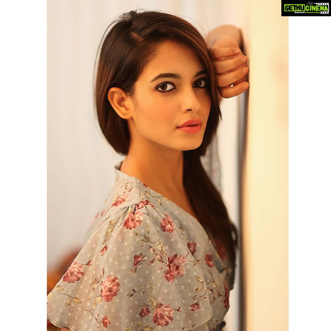 Shagun Sharma Instagram - Kill em with kindness 🖤💗💕