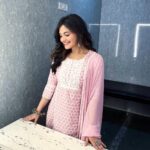 Shagun Sharma Instagram - Me to Myself, Mere Gamm k sahare AJA 🥲🤣 Pc : @rupesh.sonar #tuaaja #trending #explore #nofilter #fyp Mumbai, Maharashtra