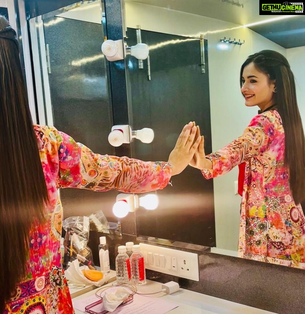 Shagun Sharma Instagram - Talking to myself in the mirror like Sis you are my Boo ❤💃🏻🦋 #shagunsharma #titli #sgp2 #explore #trending #viral #fyp #igers #blessed #love #happiness #happier #exploremore Mumbai, Maharashtra