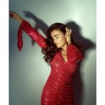 Shalini Pandey Instagram - Vibing with the music inside my head ☺️🎶