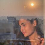 Shalini Pandey Instagram - Hello 2023, May all of us have more kindness, warmth, unbiased love, mutual respect, animal love and sympathy, compassion, resilience & passion amongst each other. Let’s work towards achieving our dreams, overcoming our illnesses and being plain…..HUMAN:)🙃 #happynewyear #2023 🤍