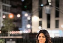 Shama Sikander Instagram - Main honsh tu nashsa….🤩🥰. #london #london🇬🇧 #londoneye #beauty #nightshots #nightsinlondon #love #green #dress #romantic #romanticvideos #romance #love #fun #fashion #actor #actorslife #bollywood #shamasikander #travelwithss