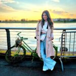Shama Sikander Instagram - Absolute BLISS….😇😇😇 . . . #blissful #stylefashion #fashionable #fashionphptography #stylish #travelphotography #shamasikander