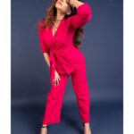 Shama Sikander Instagram - The Three Shades of @shamasikander Photographer and Creative Director @dhruv_vohraphotography Editor at Large and Fashion Director @jennet_david_william Makeup and Hair @bhavikasanghvi_makeup Stylist @stilusbyswati Assistant photographer @b.runphotography Artist Management - @shimmerentertainment Location @blackframesstudios Outfit @bindi_india Jewellery @blingthingstore Bag @emmerastore Footwear @hypeshoes.in #thedoormagazine #shamasikander #actress #celebrity #explorepage #covershoot #digitalart #digitalcover Mumbai, Maharashtra