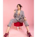 Shama Sikander Instagram - The Three Shades of @shamasikander Magazine - @thedoormagazine Photographer and Creative Director @dhruv_vohraphotography Editor at Large and Fashion Director @jennet_david_william Makeup and Hair @bhavikasanghvi_makeup Stylist @stilusbyswati Assistant photographer @b.runphotography Artist Management - @shimmerentertainment Art Director @ Location @blackframesstudios Outfit @arshia.singh.official Jewellery @blingthingstore Sunglasses @bavincis.official Footwear @hypeshoes.in #thedoormagazine #shamasikander #digitalcover #coverstory #celebrity #three #shades Mumbai, Maharashtra