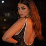 Shama Sikander Instagram - Drop Your Favourite Emoji 🎬 . . . #fashioninsta #reelitfeelit #reelitfeelit #reelsinstagram #instagrampost #positivevibes #stylefashion #shamasikanderreels