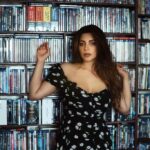 Shama Sikander Instagram - My favourite stories are the ones your eyes tell.... . . . #eyes #stylefashion #thoughtoftheday #black #actorslife #photoshootideas #shamasikander