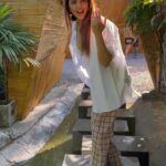 Shama Sikander Instagram - Welcome to beauty of nature….🌴🌴🤩😍 #amazingthailand #gorgeous #beautiful #travelwithss #naturelover #natureheals #loveisbeautiful #khaoyai #restraunt #uniquerestaurant #shamasikanderismyqueen #shamasikander
