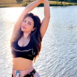Shama Sikander Instagram - Second last day of the year couldn’t hv been better…. Thank you life for filling it with so much joy, love, laughter and perfection ♥️😍 I’m in awe of you ….🙏🏻😇😇😇