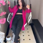 Shama Sikander Instagram - Waqt aata zarur hai sabka…..tu himmat mat haar jeet hoke rahegi…..🙌🏻♥️😇🧿. #waqt #waqtwaqtkibaathai #apnatimebhiaayega #timehascome #bestlife #bestisyettocome #havefaith #dontgiveup #theuniversehasyourback