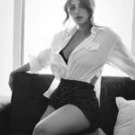 Shama Sikander Instagram - Life is like photography, we develop from negatives ✨🖤 . 📸: @sanjaydubeyphotography Makeup : @charlieparashar Hair : @hairloom_by_akanksha Stylist : @its_mariyamm . . #love #light #shamasikander