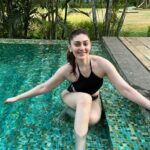 Shefali Jariwala Instagram – Just Pool-in around !
#poolday 
.
.
.
#poolside #waterbaby #goadiaries #goa #love #potd #summervibes #wednesdayvibes