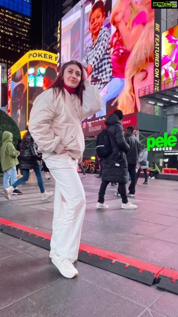 Shefali Jariwala Instagram - Bright lights, big city—and even bigger smiles! #timessquare #nyc . . . #newyork #travel #love #travelgram #wanderlust #shinebright #citylights #newyorklife #goodvibes #tgif #fridayfun #weekendvibes #winter #ootd #instatravel #reelsindia #travelreels #instagood #instalove