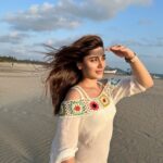 Shefali Jariwala Instagram - Beach day #photodump #beach #love . . . #beachbum #potd #sundayfunday #beachdiaries #beachlife #summer #vibes #vacaymode #chillin #relax