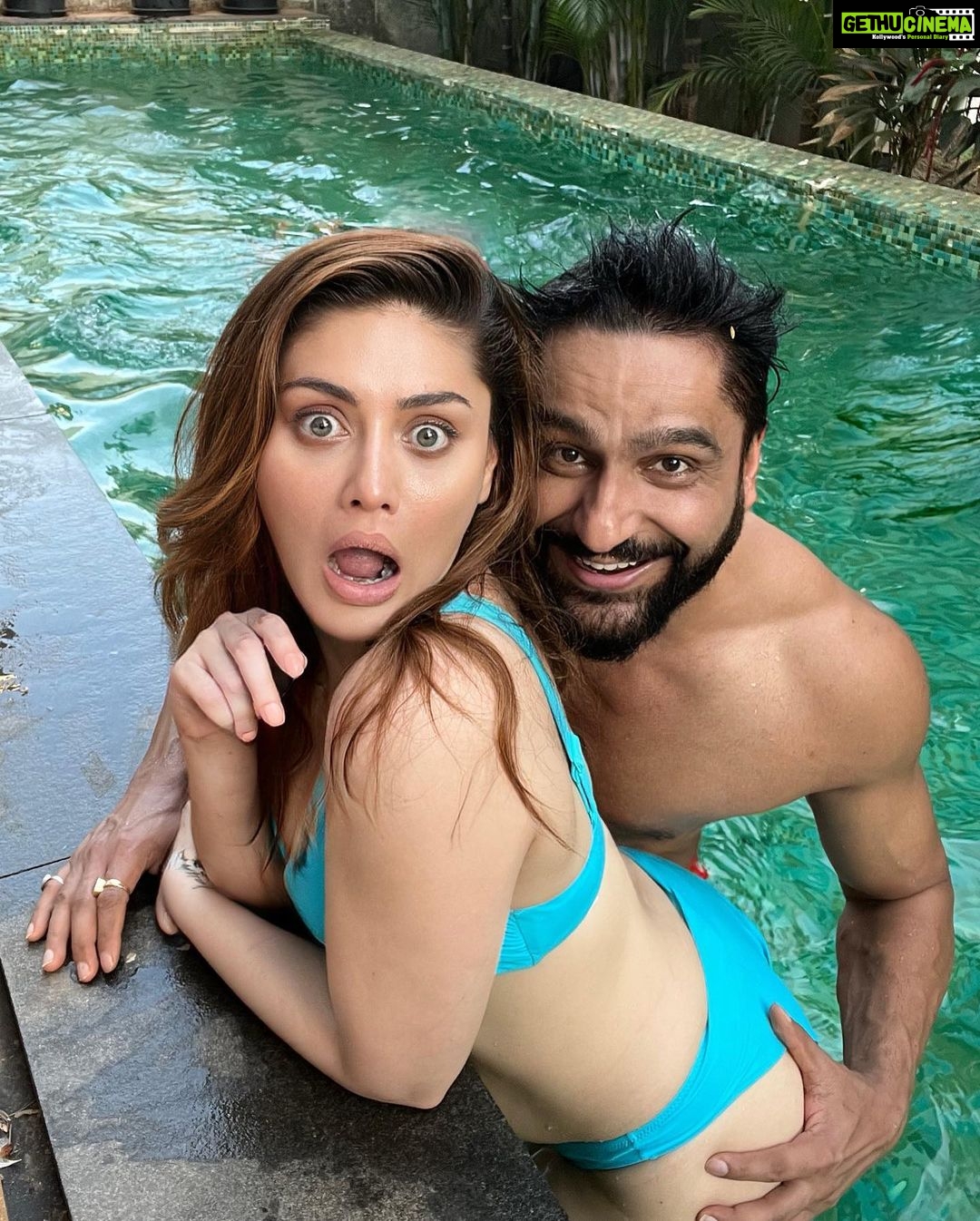 Shefali Jariwala - 284K Likes - Summer mood 24/7ā¦
āļøāļøš¹š¹ā±ļøā±ļøšš
#pooltime #potd #funtimes #goodvibes #travelgram #summer #love #nomondayblues