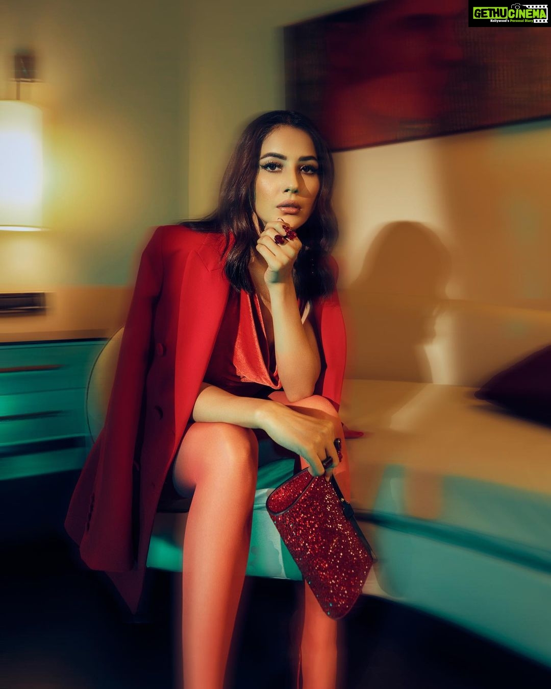 Shehnaaz Kaur Gill Instagram - One look at a time π Outfit by : @ratandboa Styled by : @manekaharisinghani Style team: @chintan_shah08 Makeup: @vardannayak Hair: @cheemabaljit2 Shot by : @priyankknandwana Accessories : @louboutinworld