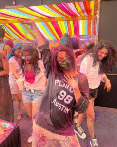 Shehnaaz Kaur Gill Instagram - Rang bhari Holi,Khushiyoo wali Holi, Meri tumhaari sabki hai, Happy wali Holi!! 🤗🤗❤️❤️